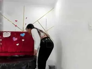 Julieta-lein  live sex cam