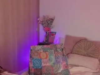 Lady-lacey  live sex cam