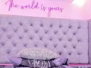 Sophiia-77  live sex cam