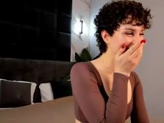 Adelineperle  live sex cam