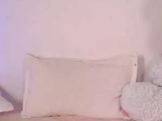 Melani03bear  live sex cam