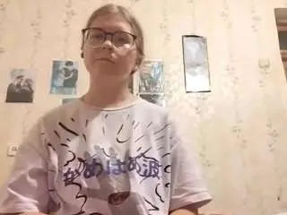 Adrienefrock  live sex cam