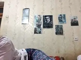 Adrienefrock  live sex cam