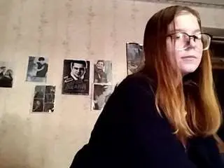 Adrienefrock  live sex cam