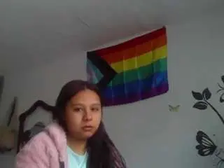 Charis-bellota  live sex cam