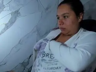 Charis-bellota  live sex cam