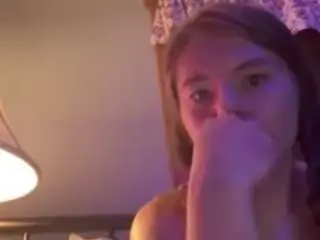 Charliihearts  live sex cam