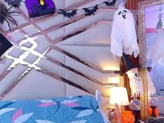 Sluttyandmature  live sex cam