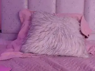 Violeta-olsen  live sex cam