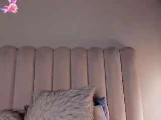 Violeta-olsen  live sex cam