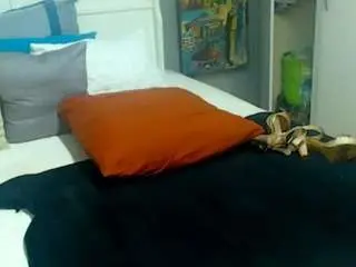 Brunettedevon  live sex cam