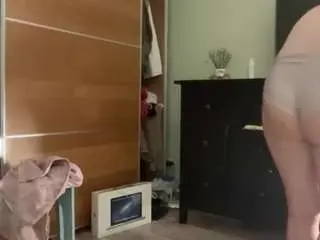 Diamondtyler  live sex cam
