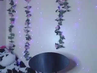 Salomeone  live sex cam