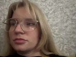 Agustinarosse  live sex cam