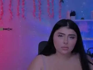 Amanda-striking  live sex cam