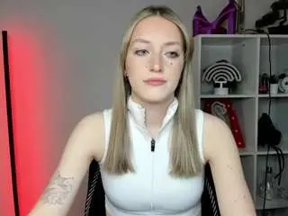 Evelynblond  live sex cam