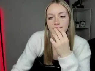 Evelynblond  live sex cam