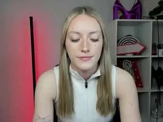 Evelynblond  live sex cam