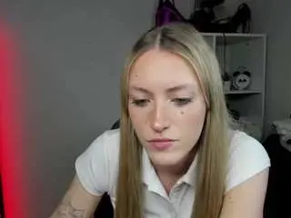 Evelynblond  live sex cam
