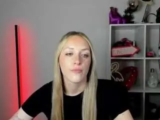 Evelynblond  live sex cam