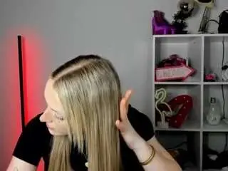 Evelynblond  live sex cam