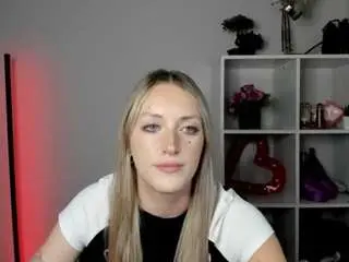 Evelynblond  live sex cam