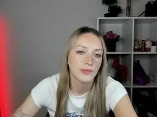 Evelynblond  live sex cam
