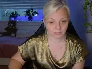 Linsycardinal  live sex cam