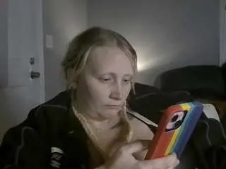 Lipsofanangell  live sex cam