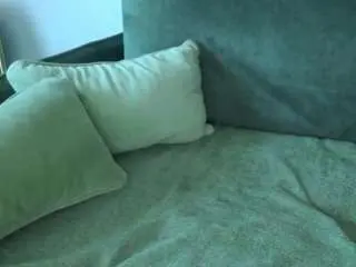 Alicexalice  live sex cam