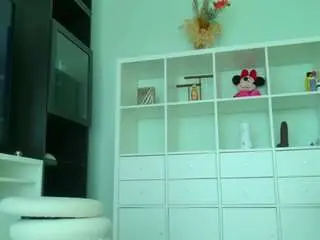 Alicexalice  live sex cam