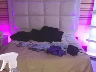 Miafischer2  live sex cam