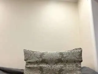 Rosellekashuba  live sex cam