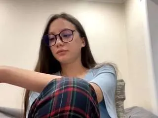 Rosellekashuba  live sex cam