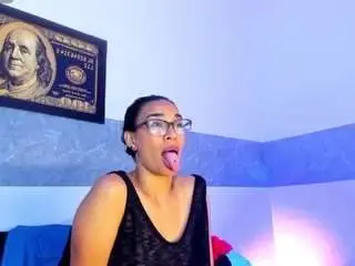 Stacy-boom  live sex cam