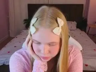 Sweeet-angelll  live sex cam