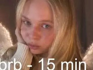 Sweeet-angelll  live sex cam
