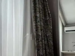 Adele-vibe  live sex cam
