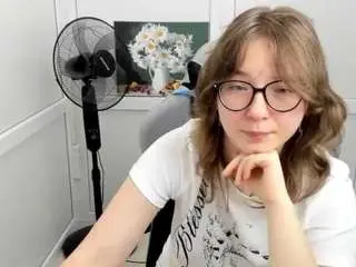 Bonnysummer  live sex cam
