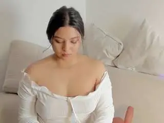Emmaa98  live sex cam