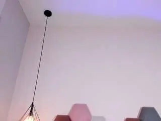 Laraagold  live sex cam