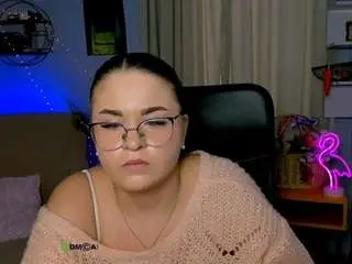 Maya-dream  live sex cam