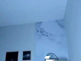 Miss-kattyy  live sex cam