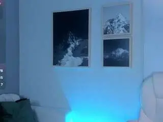 Miss-kattyy  live sex cam
