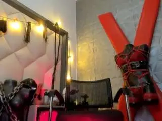 Aryfox83  live sex cam