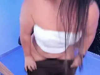 Ela-beli  live sex cam