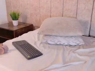 Evabluntt  live sex cam