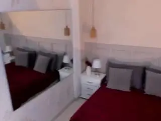 Martiinaguzman  live sex cam