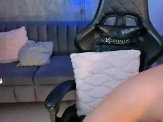 Melaniehudson  live sex cam