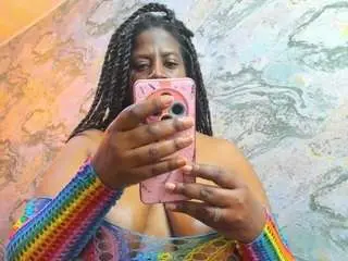 Neffertiryebonny  live sex cam